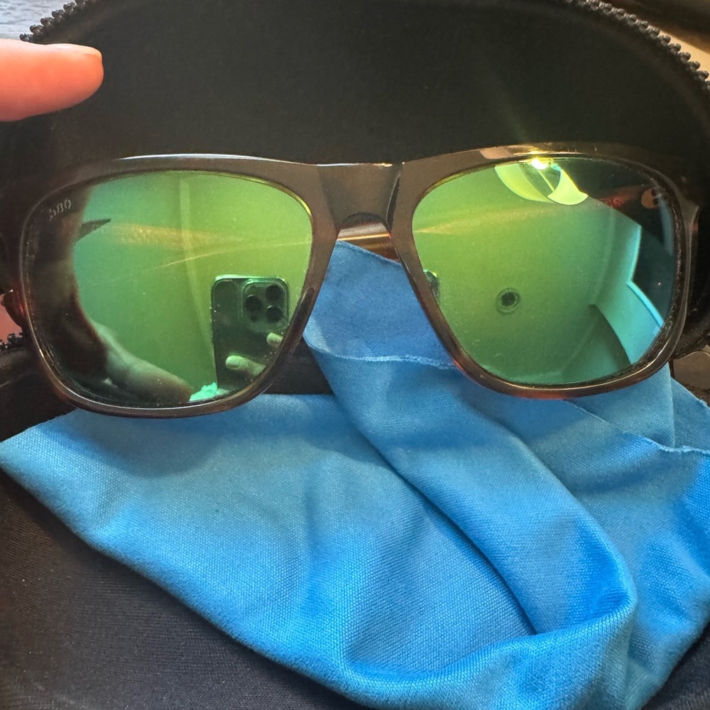 Costa Apalach 580g Green Lens Sunglasses
